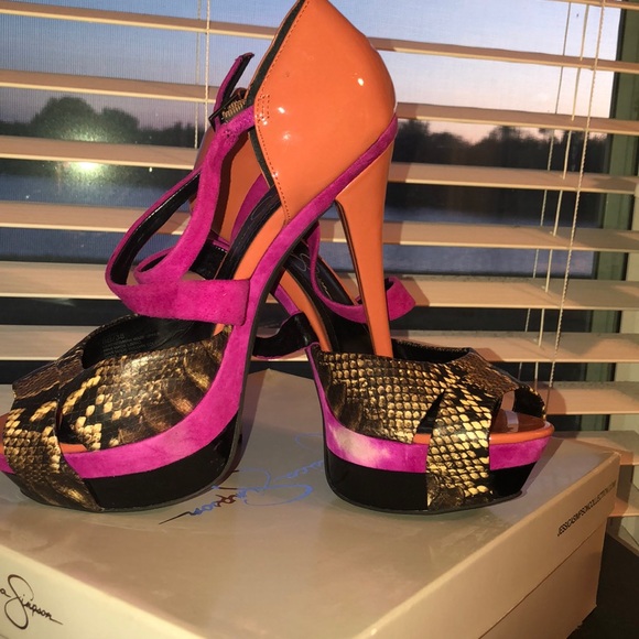 Jessica Simpson Heels - Picture 4 of 8